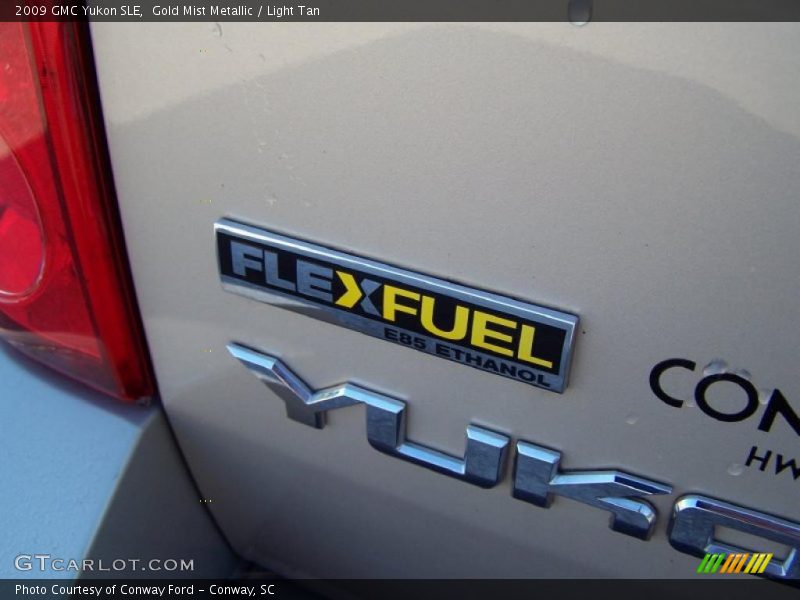 Gold Mist Metallic / Light Tan 2009 GMC Yukon SLE