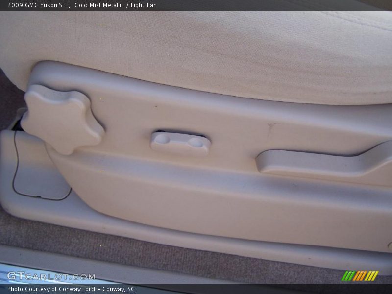 Gold Mist Metallic / Light Tan 2009 GMC Yukon SLE