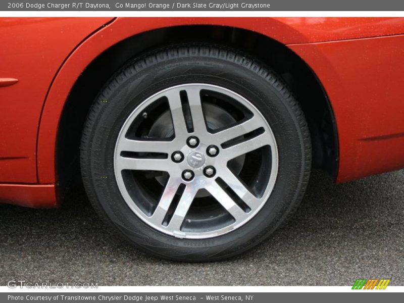 Go Mango! Orange / Dark Slate Gray/Light Graystone 2006 Dodge Charger R/T Daytona