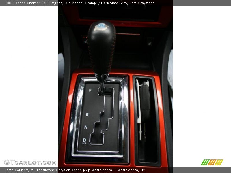 Go Mango! Orange / Dark Slate Gray/Light Graystone 2006 Dodge Charger R/T Daytona