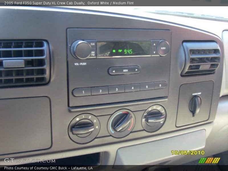 Oxford White / Medium Flint 2005 Ford F350 Super Duty XL Crew Cab Dually