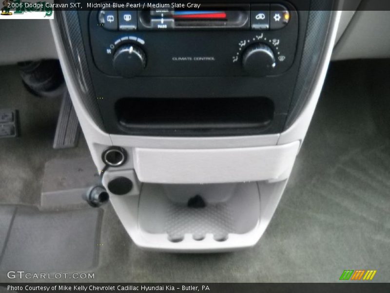 Midnight Blue Pearl / Medium Slate Gray 2006 Dodge Caravan SXT