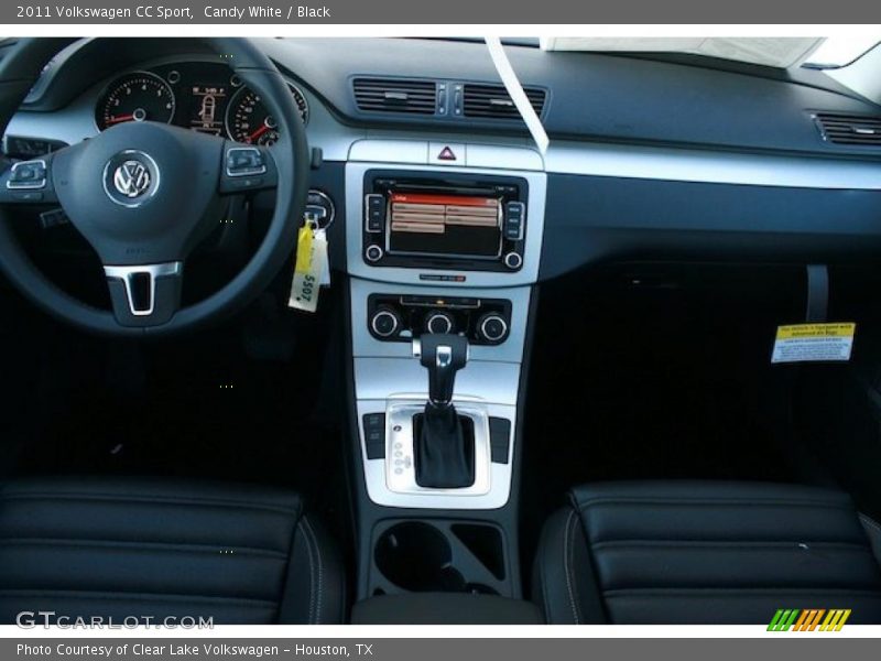 Candy White / Black 2011 Volkswagen CC Sport