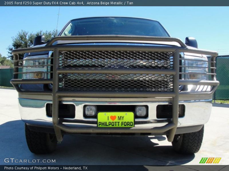 Arizona Beige Metallic / Tan 2005 Ford F250 Super Duty FX4 Crew Cab 4x4