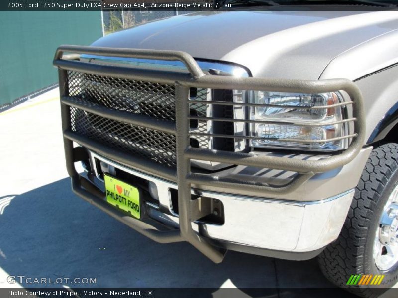 Arizona Beige Metallic / Tan 2005 Ford F250 Super Duty FX4 Crew Cab 4x4