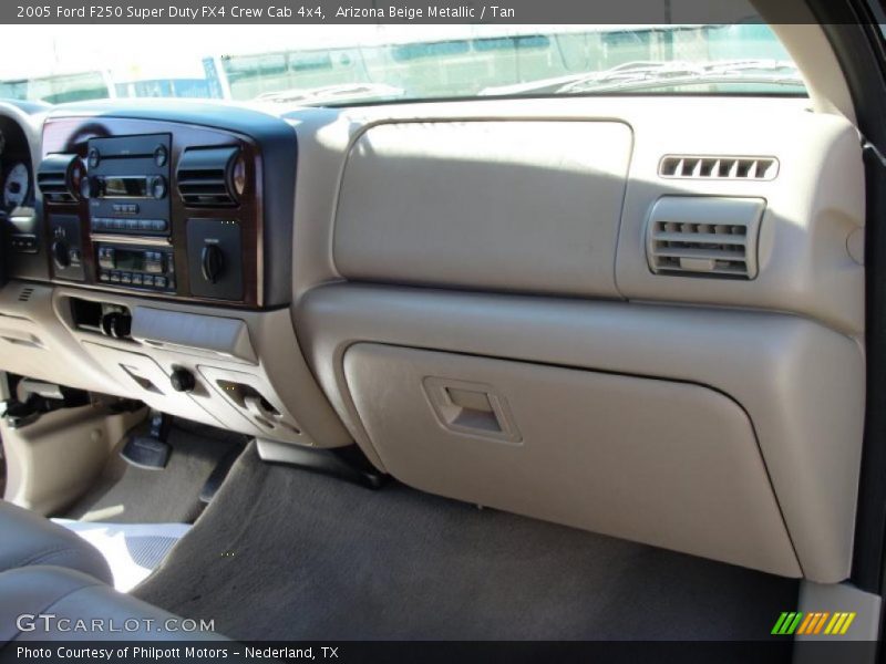 Arizona Beige Metallic / Tan 2005 Ford F250 Super Duty FX4 Crew Cab 4x4