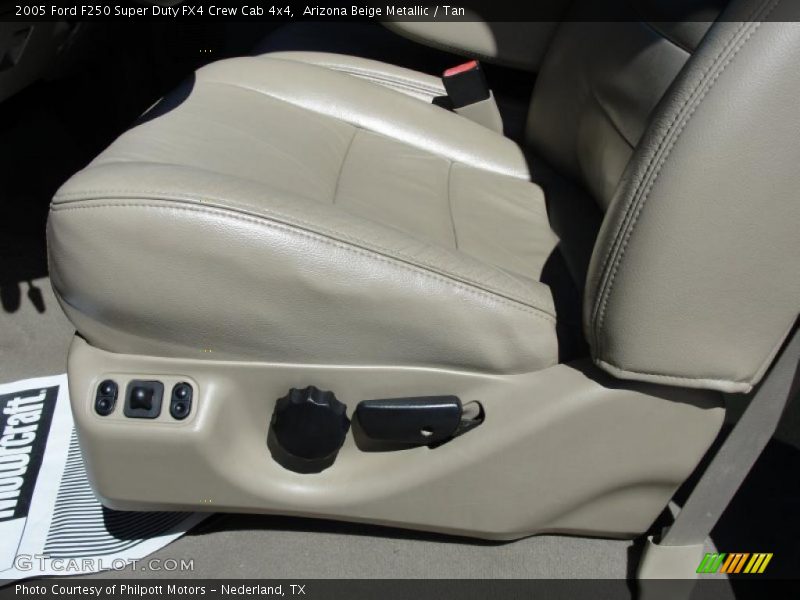 Arizona Beige Metallic / Tan 2005 Ford F250 Super Duty FX4 Crew Cab 4x4