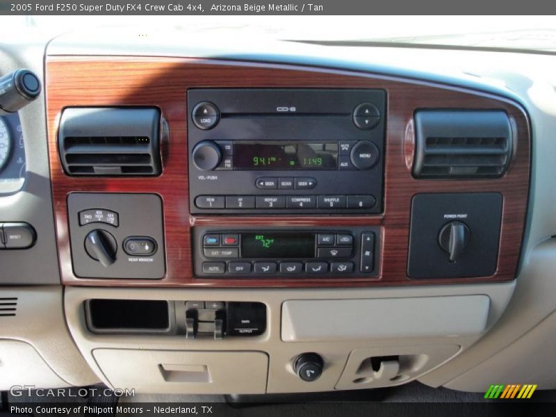 Arizona Beige Metallic / Tan 2005 Ford F250 Super Duty FX4 Crew Cab 4x4