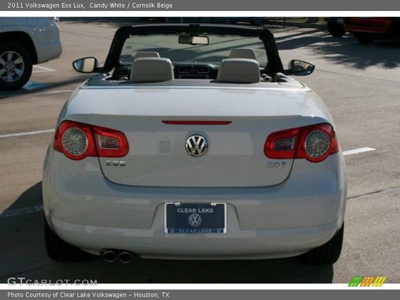 Candy White / Cornsilk Beige 2011 Volkswagen Eos Lux