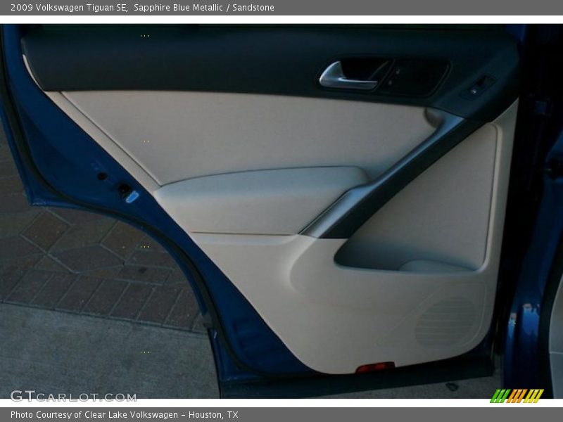 Sapphire Blue Metallic / Sandstone 2009 Volkswagen Tiguan SE