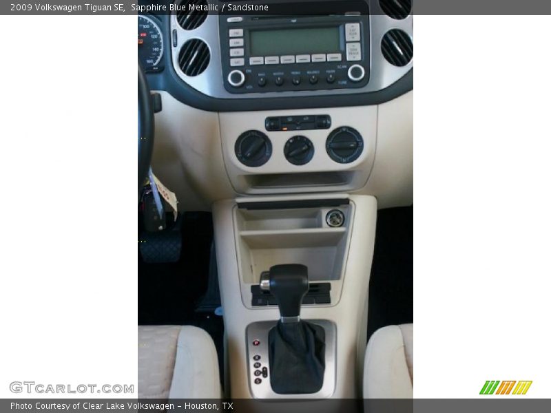 Sapphire Blue Metallic / Sandstone 2009 Volkswagen Tiguan SE