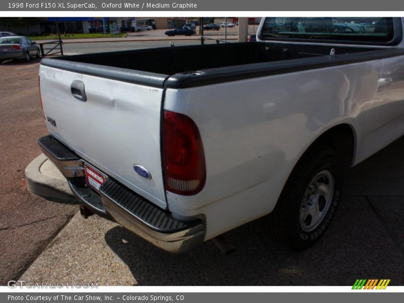 Oxford White / Medium Graphite 1998 Ford F150 XL SuperCab