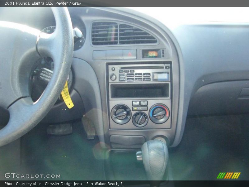 Pewter / Gray 2001 Hyundai Elantra GLS