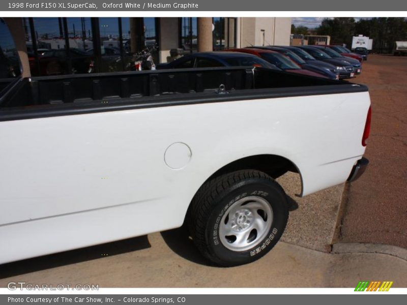 Oxford White / Medium Graphite 1998 Ford F150 XL SuperCab