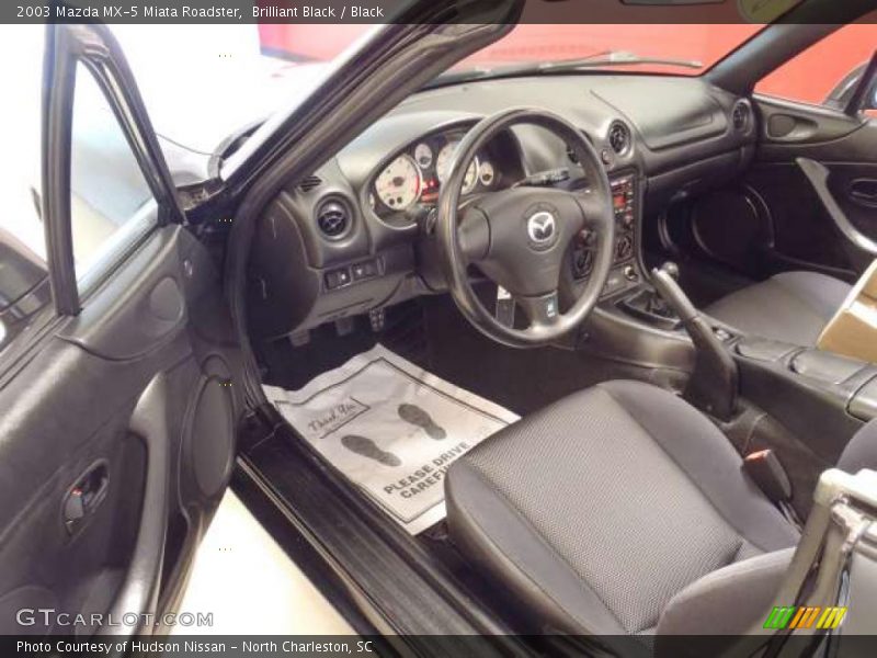 Brilliant Black / Black 2003 Mazda MX-5 Miata Roadster
