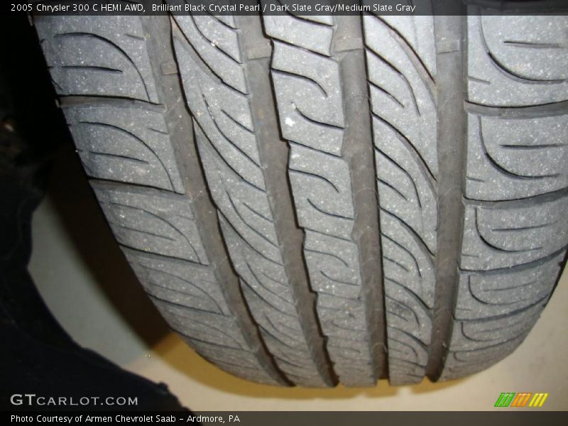 Brilliant Black Crystal Pearl / Dark Slate Gray/Medium Slate Gray 2005 Chrysler 300 C HEMI AWD