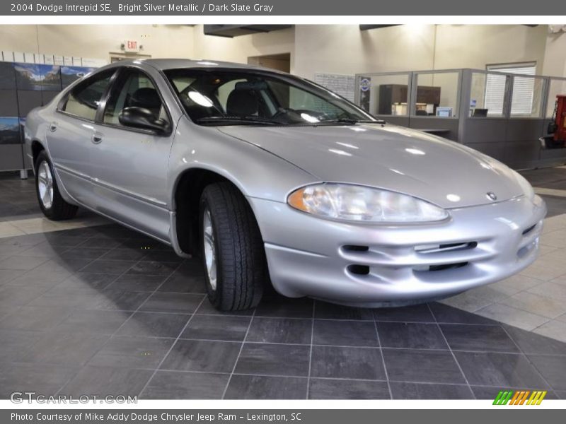 Bright Silver Metallic / Dark Slate Gray 2004 Dodge Intrepid SE
