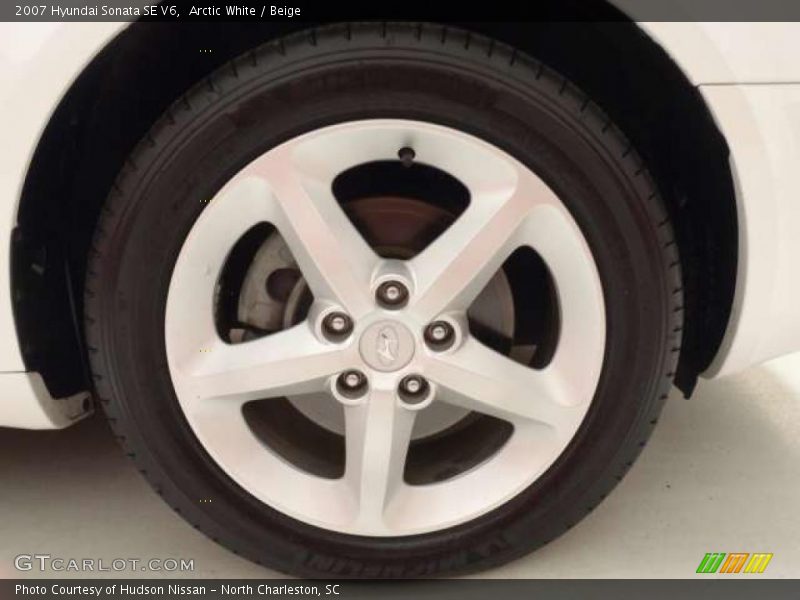 Arctic White / Beige 2007 Hyundai Sonata SE V6