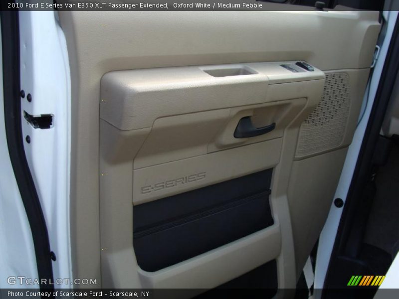 Oxford White / Medium Pebble 2010 Ford E Series Van E350 XLT Passenger Extended