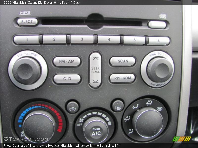Dover White Pearl / Gray 2006 Mitsubishi Galant ES