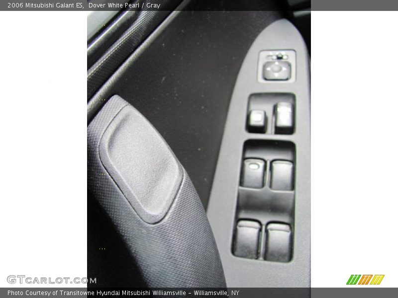 Dover White Pearl / Gray 2006 Mitsubishi Galant ES