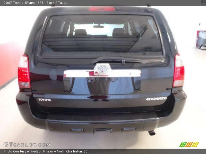 Black / Taupe 2007 Toyota 4Runner SR5