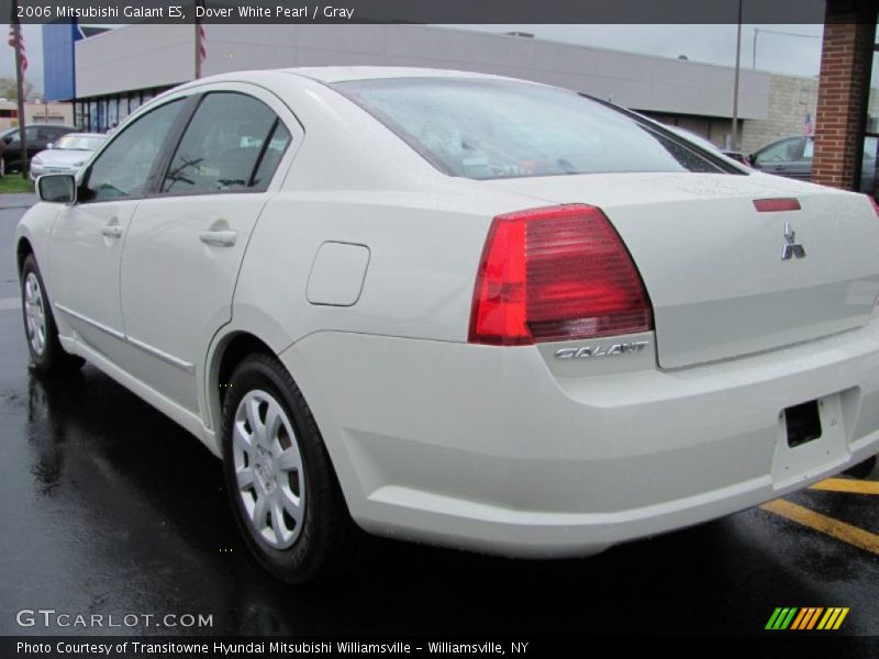 Dover White Pearl / Gray 2006 Mitsubishi Galant ES