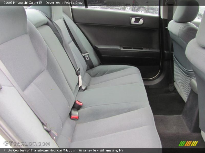 Dover White Pearl / Gray 2006 Mitsubishi Galant ES