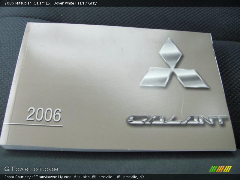 Dover White Pearl / Gray 2006 Mitsubishi Galant ES