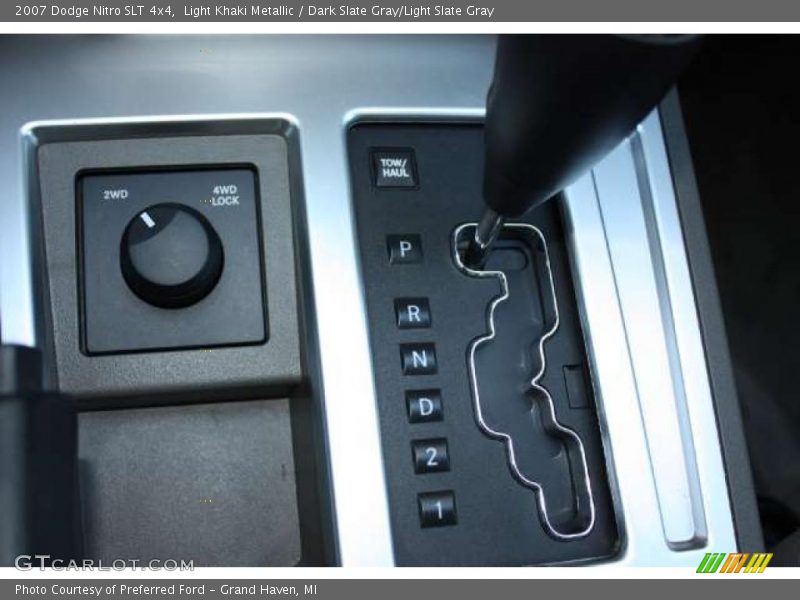 Light Khaki Metallic / Dark Slate Gray/Light Slate Gray 2007 Dodge Nitro SLT 4x4
