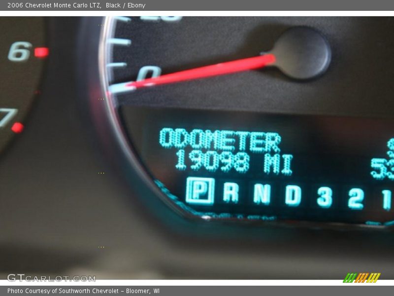 Black / Ebony 2006 Chevrolet Monte Carlo LTZ