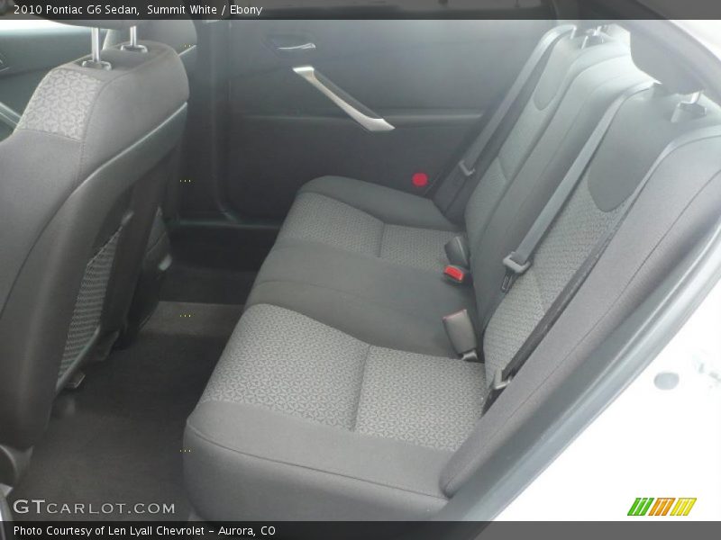 Summit White / Ebony 2010 Pontiac G6 Sedan