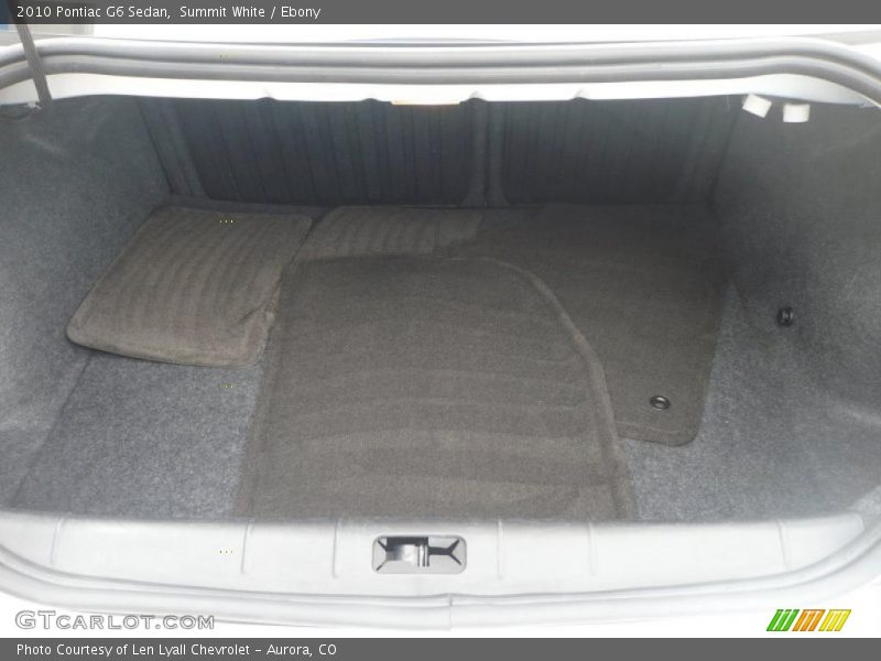 Summit White / Ebony 2010 Pontiac G6 Sedan