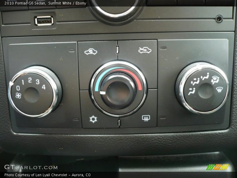 Summit White / Ebony 2010 Pontiac G6 Sedan