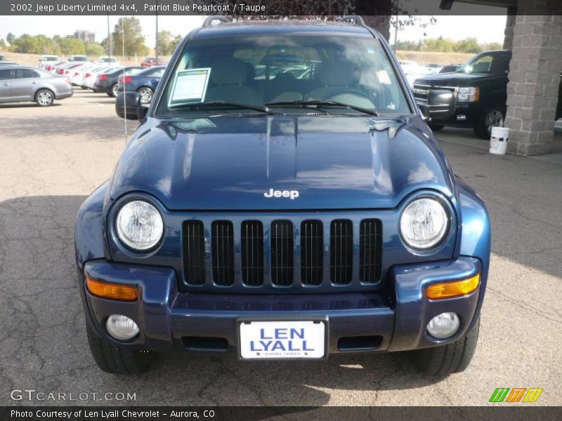 Patriot Blue Pearlcoat / Taupe 2002 Jeep Liberty Limited 4x4