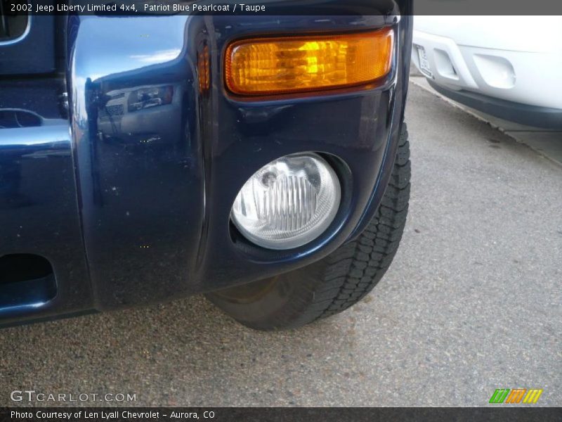 Patriot Blue Pearlcoat / Taupe 2002 Jeep Liberty Limited 4x4