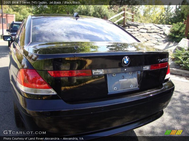 Jet Black / Black/Black 2005 BMW 7 Series 745i Sedan