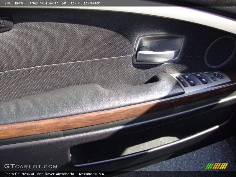 Jet Black / Black/Black 2005 BMW 7 Series 745i Sedan