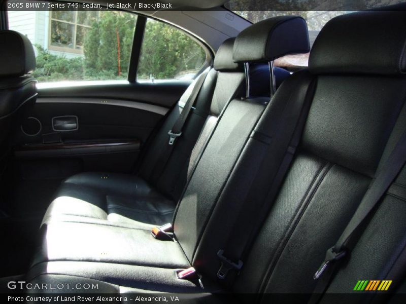 Jet Black / Black/Black 2005 BMW 7 Series 745i Sedan