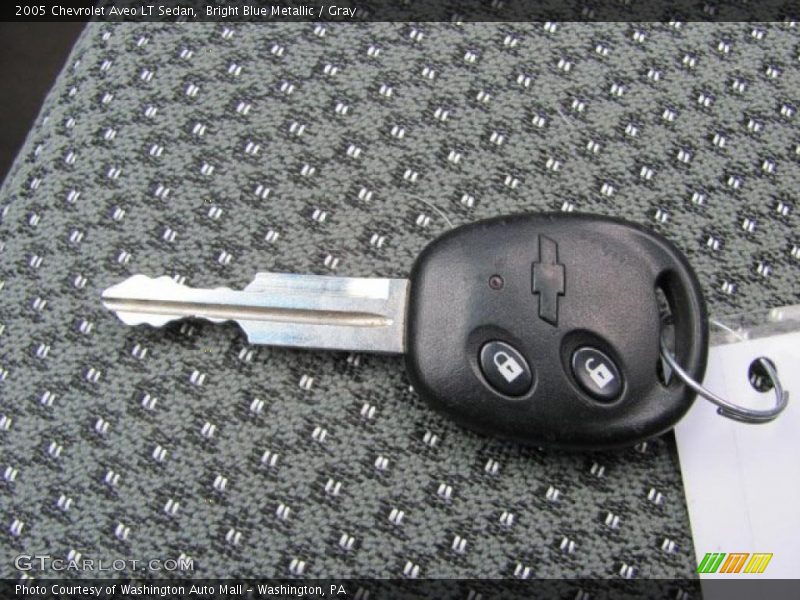 Bright Blue Metallic / Gray 2005 Chevrolet Aveo LT Sedan
