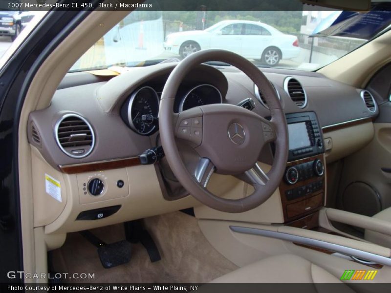 Black / Macadamia 2007 Mercedes-Benz GL 450