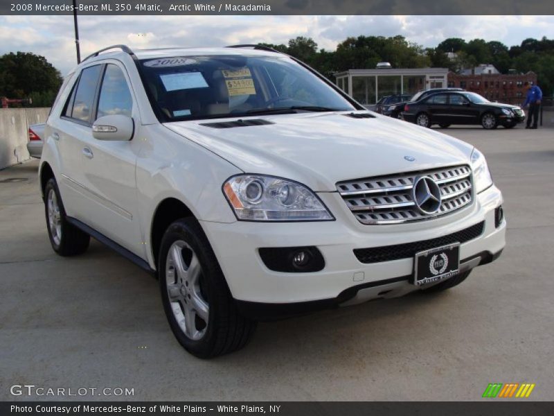 Arctic White / Macadamia 2008 Mercedes-Benz ML 350 4Matic