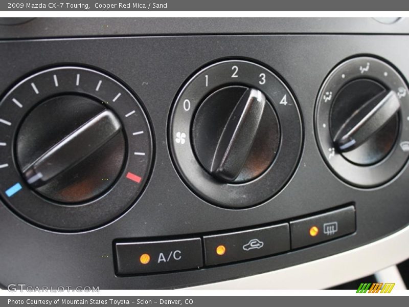 Controls of 2009 CX-7 Touring