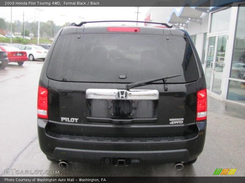 Formal Black / Black 2009 Honda Pilot Touring 4WD