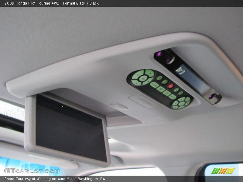 Formal Black / Black 2009 Honda Pilot Touring 4WD