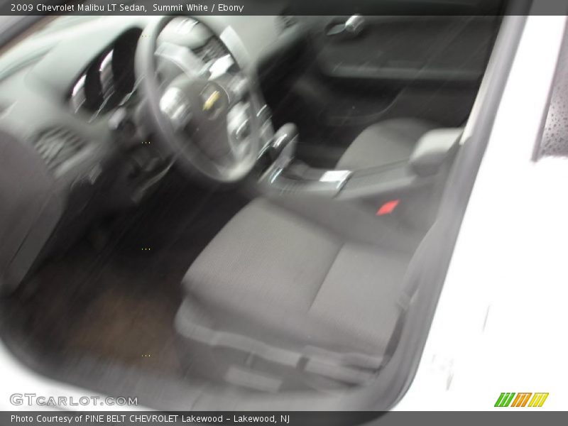 Summit White / Ebony 2009 Chevrolet Malibu LT Sedan