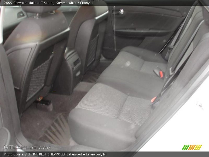 Summit White / Ebony 2009 Chevrolet Malibu LT Sedan