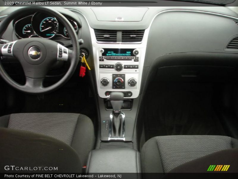 Summit White / Ebony 2009 Chevrolet Malibu LT Sedan