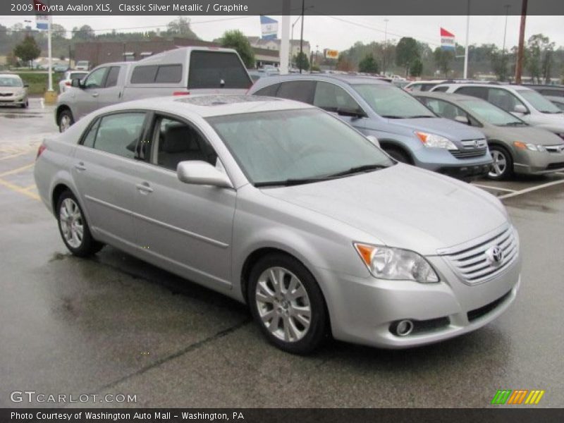 Classic Silver Metallic / Graphite 2009 Toyota Avalon XLS