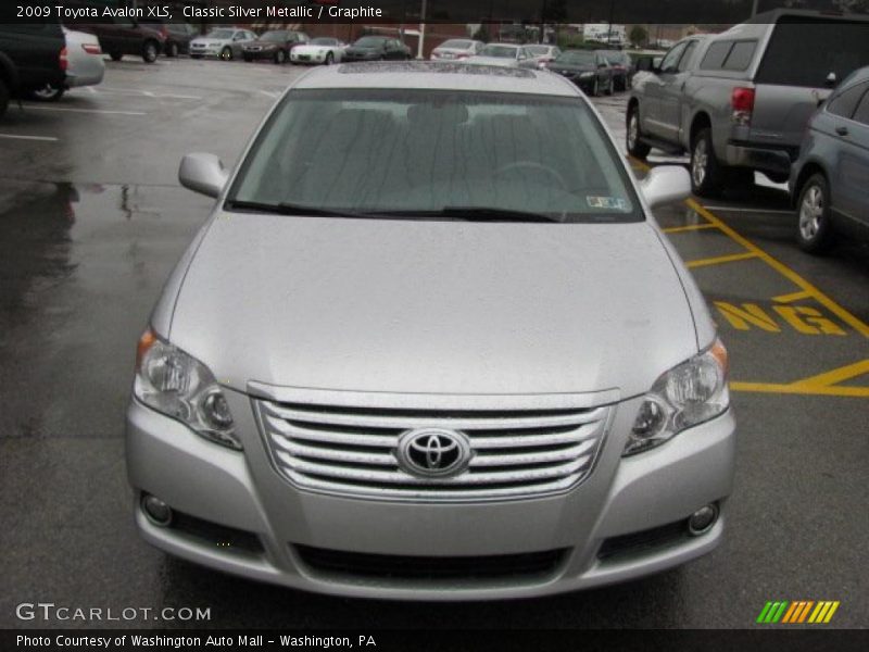Classic Silver Metallic / Graphite 2009 Toyota Avalon XLS